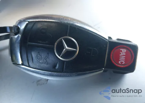 2009 Mercedes-Benz S 550 4Matic z USA, uszkodzony, nr VIN WDDNG86X99A257806